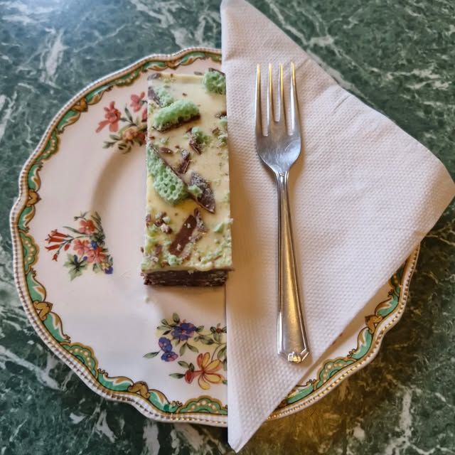 Mint Aero slice